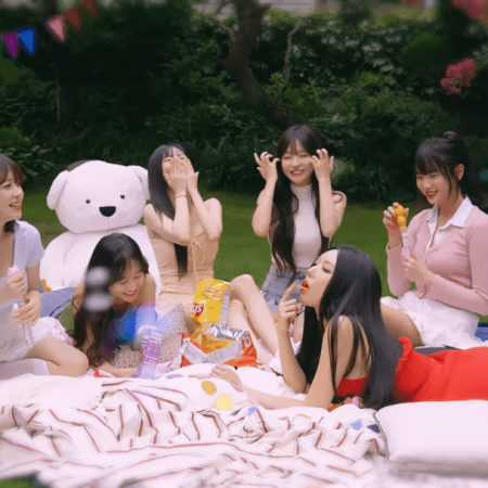 Five Hearts Under One Roof season2 full version is now available for PC via Steam🌈